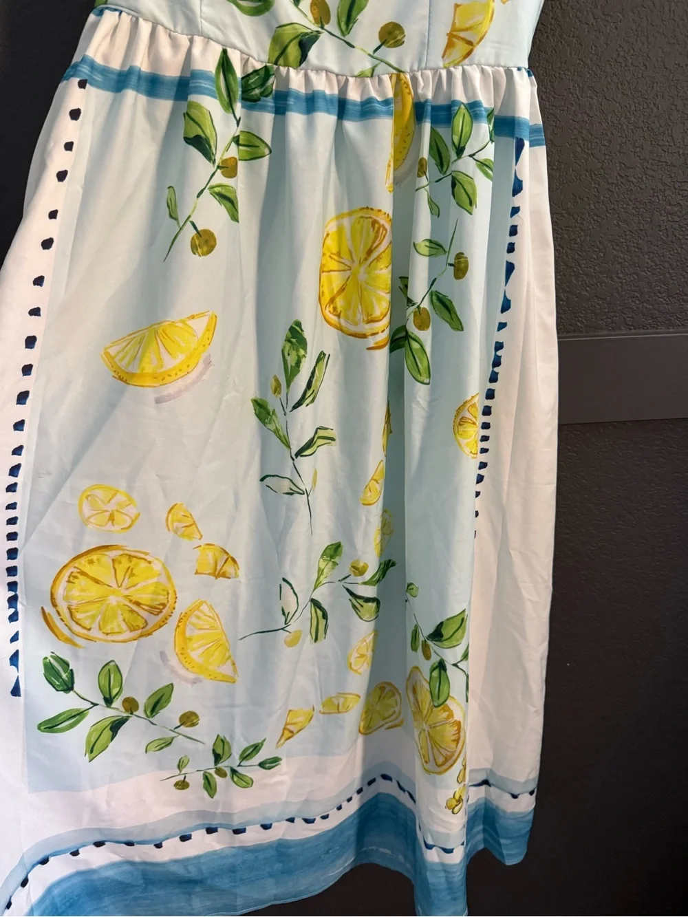 ZARA • Lemon print midi dress - Large - Picture 7 of 11